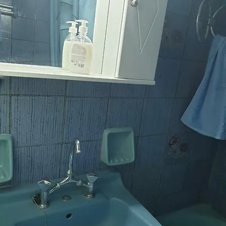 Filoti Home 公寓 *